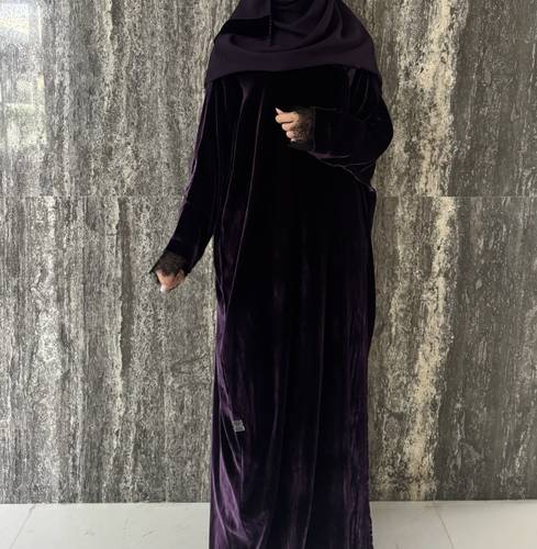 Lace Velvet in Purple