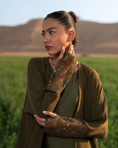 Modern Serenity in Olive Green