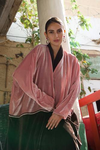 Threaded Embroidery in Pink/Brown Velvet