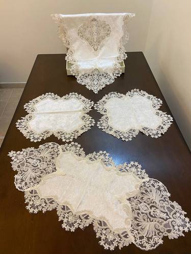مفارش طاولات4 - طقم مفرش طاولات مطرز دانتيل تركي – 4 قطع أوف وايت