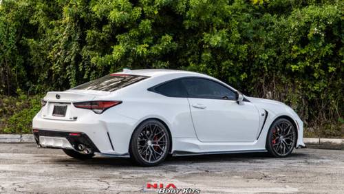 فل بدي كيت ( لحية + زوايد جانبية + زوايد صدام خلفي ) لكزس RC-F V8 2020-2022