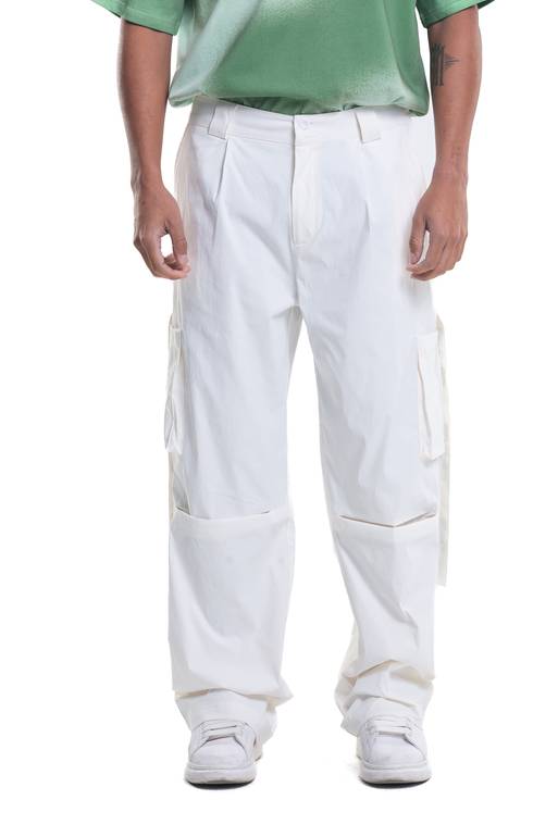 Cargo White