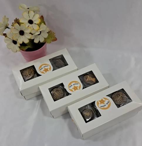 بوكس جاهز قاعده وغطاء ابيض 17*8*6