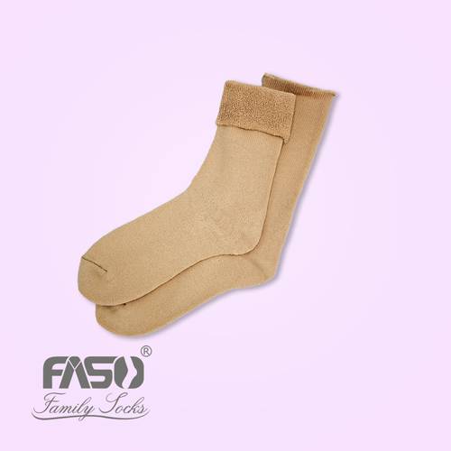 1 long winter sock 