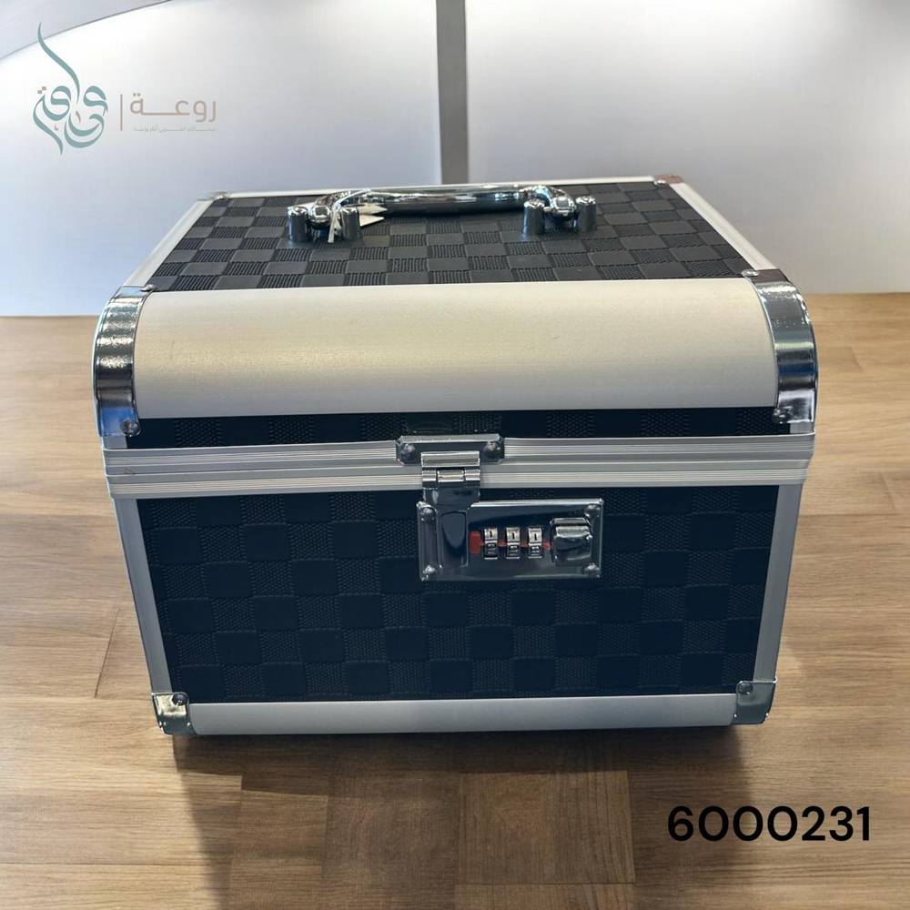 شنط تنظيم مستحضرات التجميل والاكسسوار  لون اسود