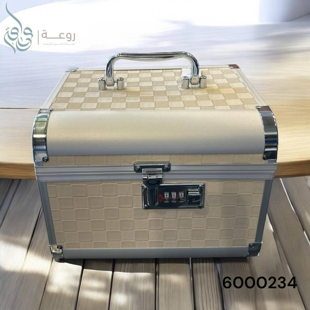 شنط تنظيم مستحضرات التجميل والاكسسوار  لون بيج