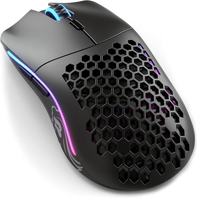 ماوس العاب لاسلكي جلوريوس بنمط O واضاءة بالفضاء اللوني RGB خفيف الوزن 69 (اسود غير لامع)