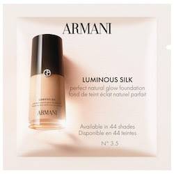 Armani Beauty Luminous Silk Natural Glow Blurring Liquid Foundation with 24 Hour Wear