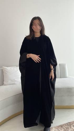 عباية لمى