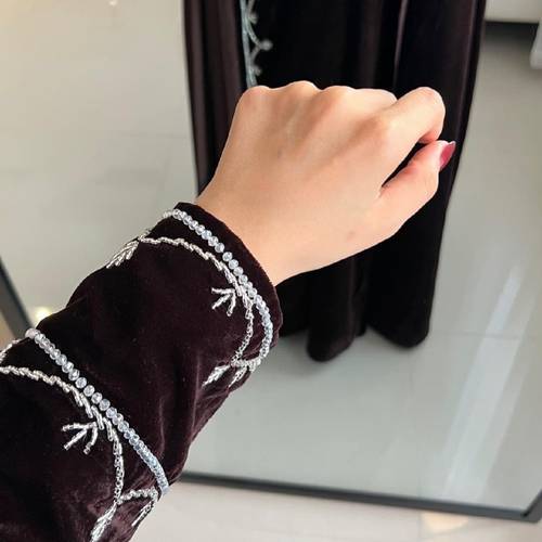 عباية رنا