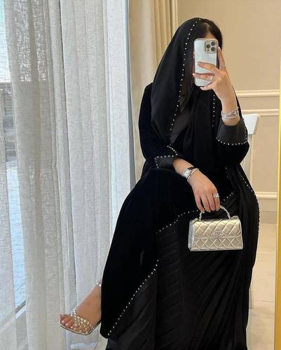 عباية مخمل و تفته