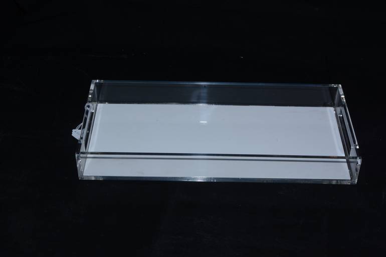 ACRYLIC EBLONG TRAY WITH WHITE SKIN - 48X22 CM