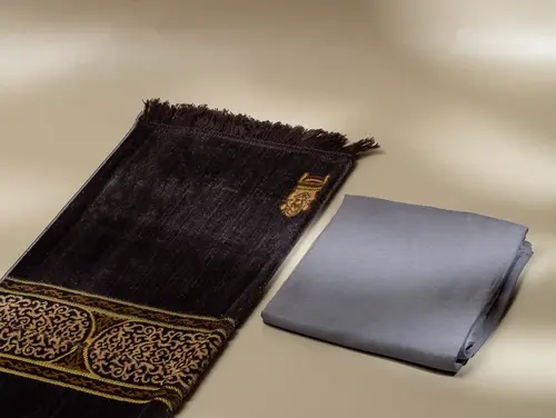 طقم مرزام الكعبة