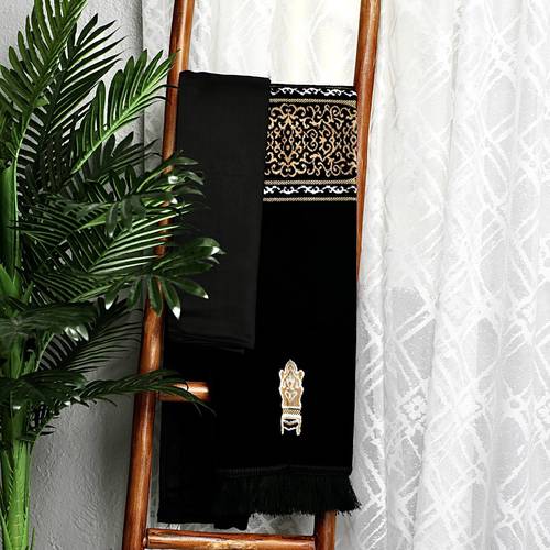 طقم  الكعبة المشرفة اسود