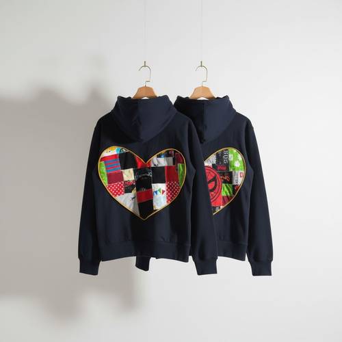 Hoodies بالملابس الخاصة 