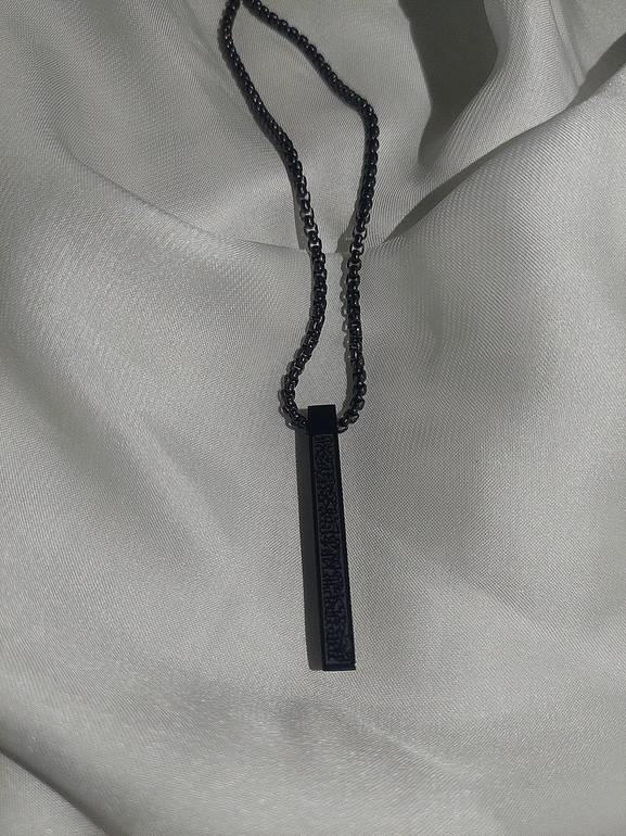 Ayet elkorsi Black Necklace