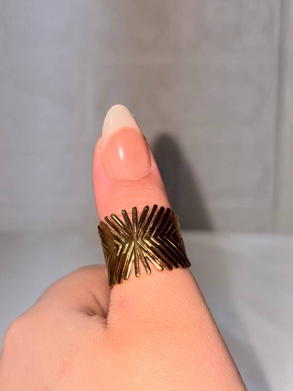 Free size ring 1✨