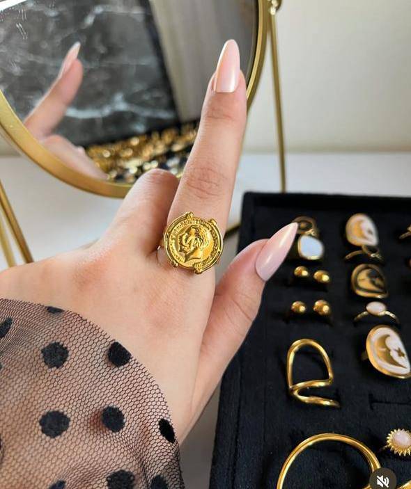 Coin ring✨