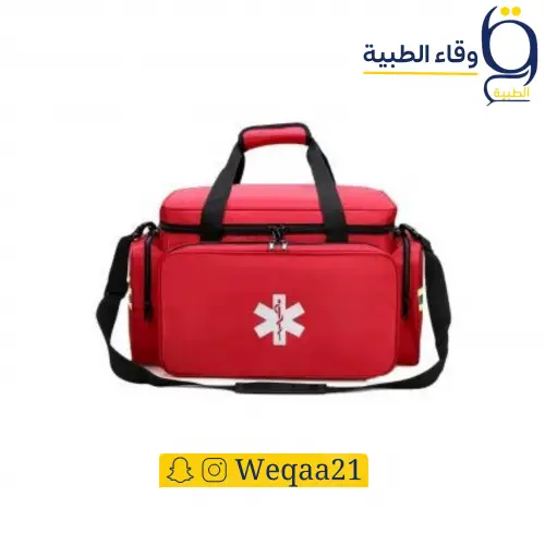 حقيبة اسعافات أولية وسط حمراء