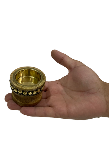 مبخره صغيره لون ذهبي 