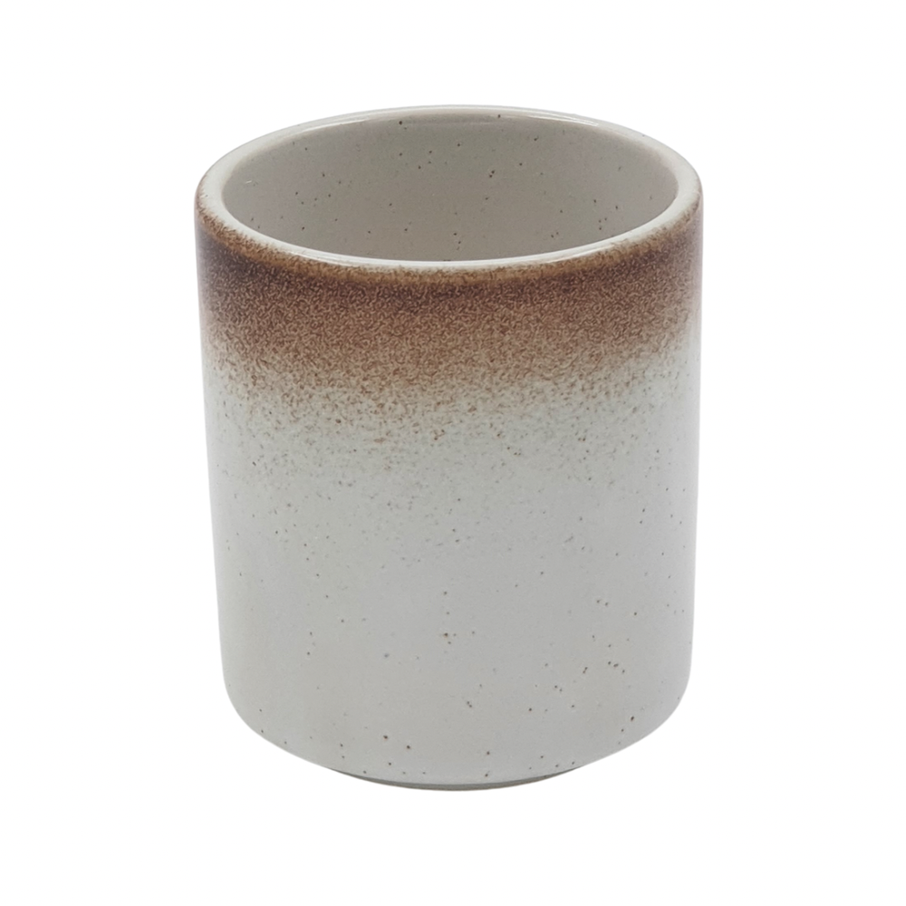 Clever coffee cup with smart modern design