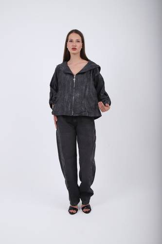 Oversized Hooded Jacket with Zipper
