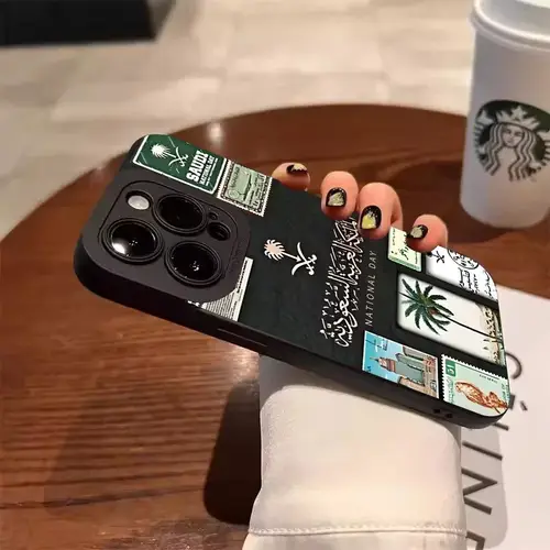 غطاء آيفون سيليكون ناعم مقاوم للصدمات بتصميم علم المملكة العربية السعودية متوافق مع iPhone 16 و15 و14 و13 و12 و11 وXS وX وXR و8 و7 وPlus وSE2 وPro Max
