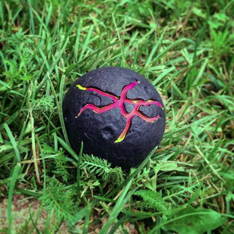 وابوبا لافا (Waboba Lava)، كرة نطاطة للعب الأرضي