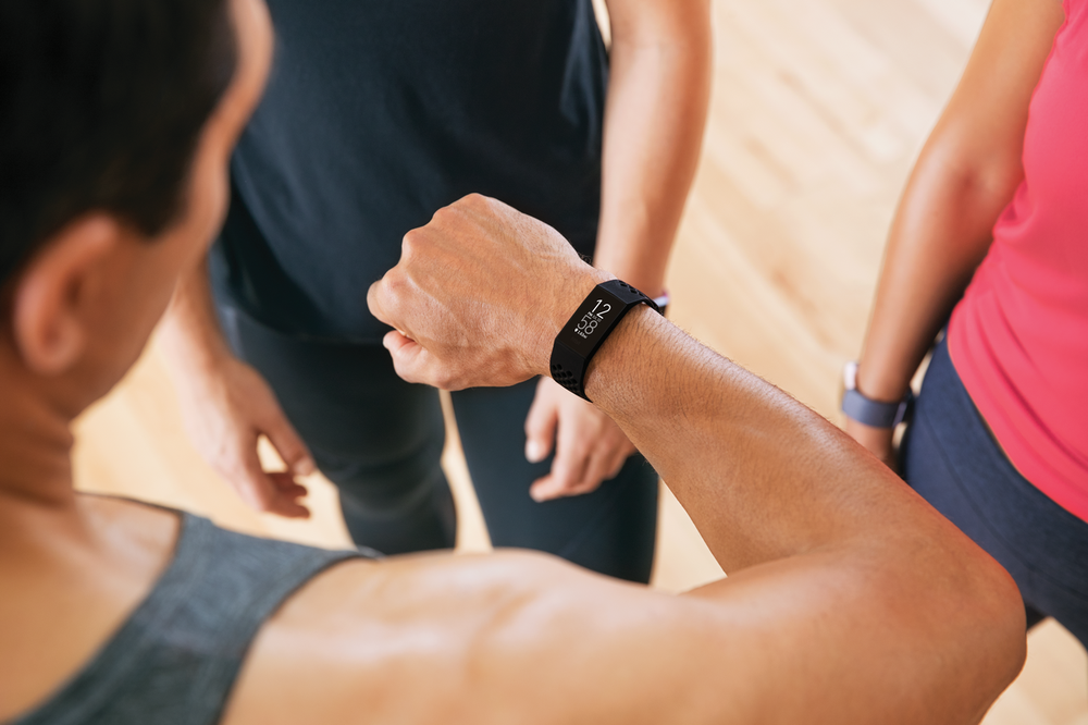 Fitbit Watch Charge 4   Black/Granite Reflective ( Special Edition )