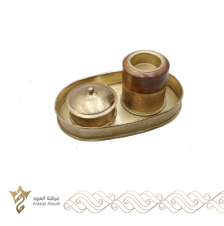 مبخرة وعلبة عود وطبق حديدي فاخر بالنقش العربي ( ذهبي )
