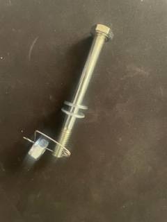 BOLT CENTER WING 8MM