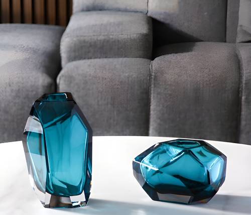  Round Diamond Glass Vase