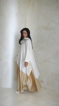 Block Silk Abaya - Ivory-Mustard