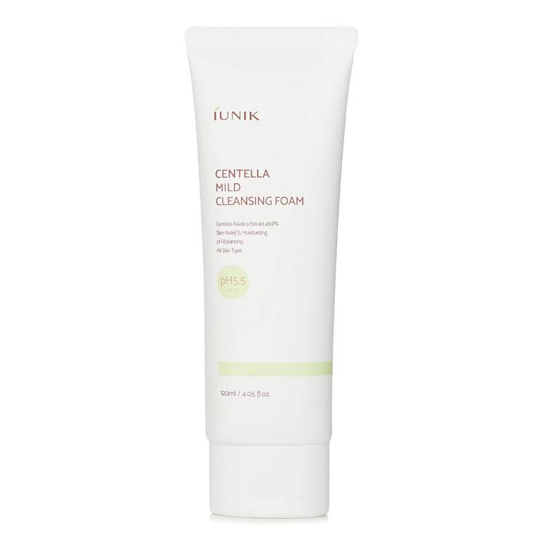 Centella Mild Cleansing Foam من iUNIK