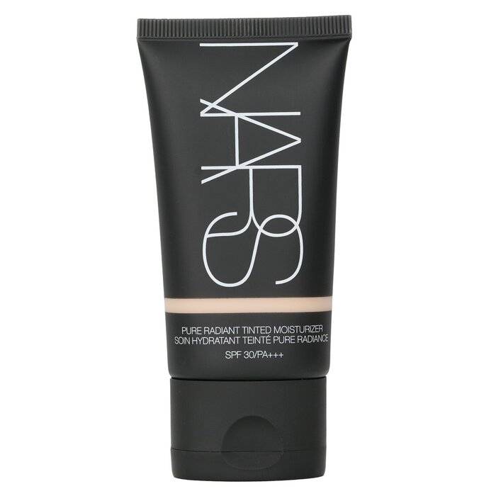 مرطب خفيف اللون لإشراقة نقية SPF 30 - ألاسكا من NARS