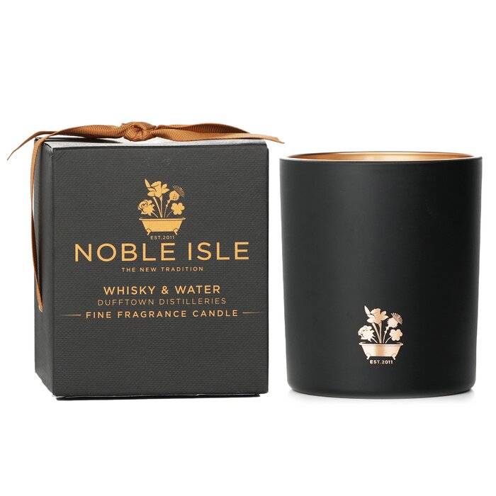 شمعة عطر فاخر ويسكي وماء 200g/7.05oz من نوبل آيل