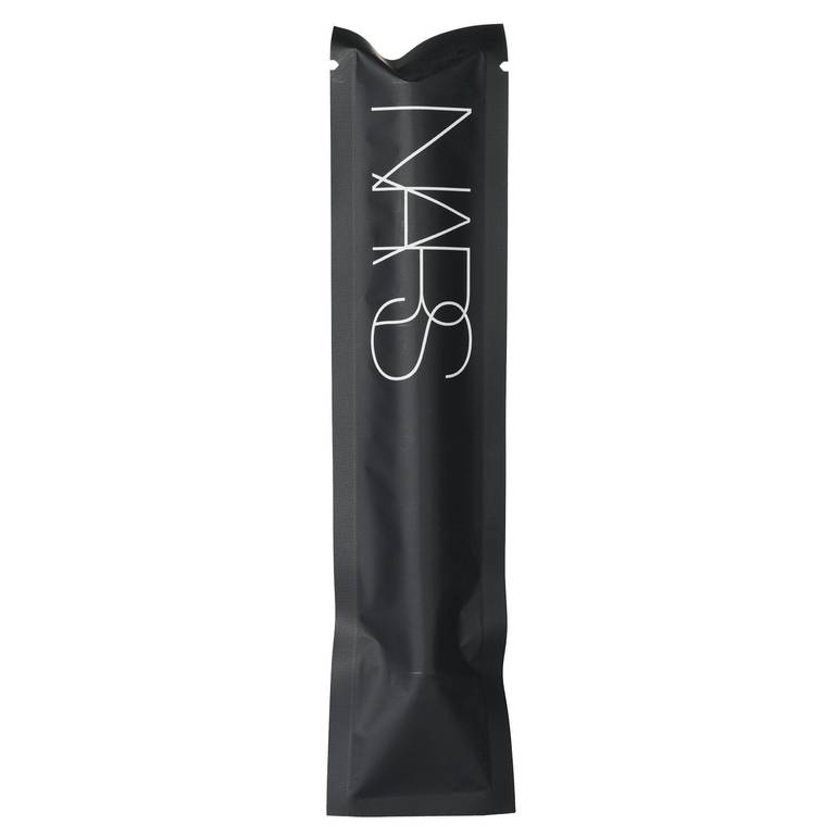 محدد العيون السائل Climax من NARS