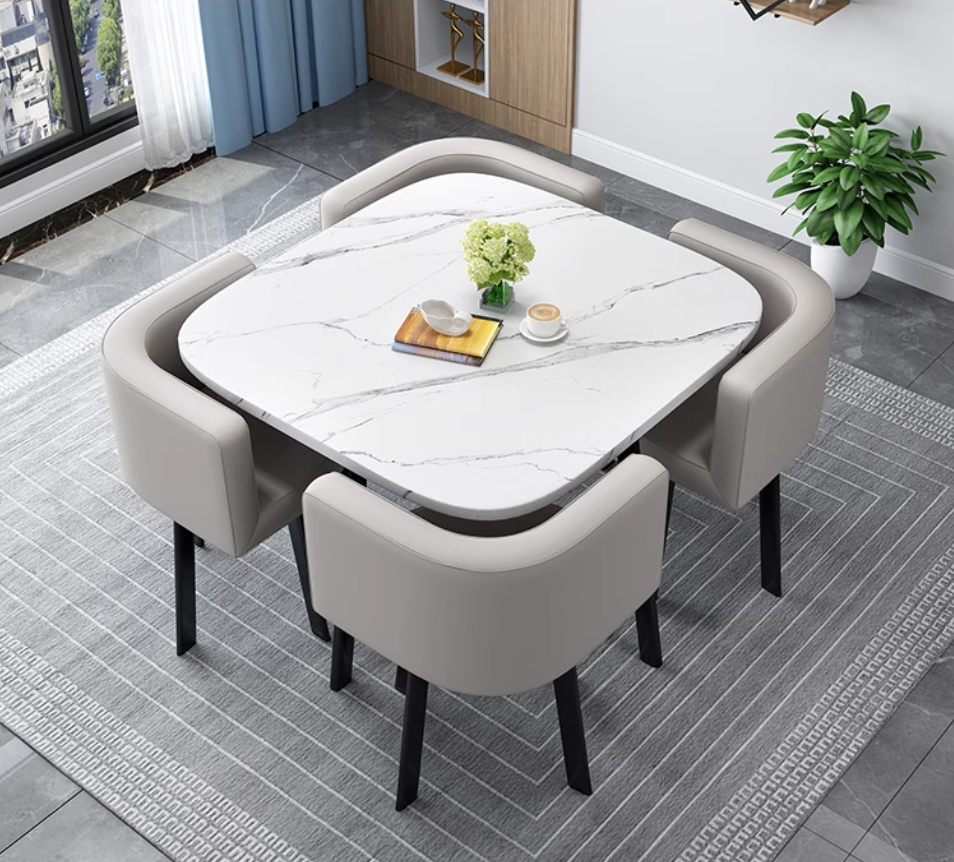 Built-in dining table with 4 chairs 