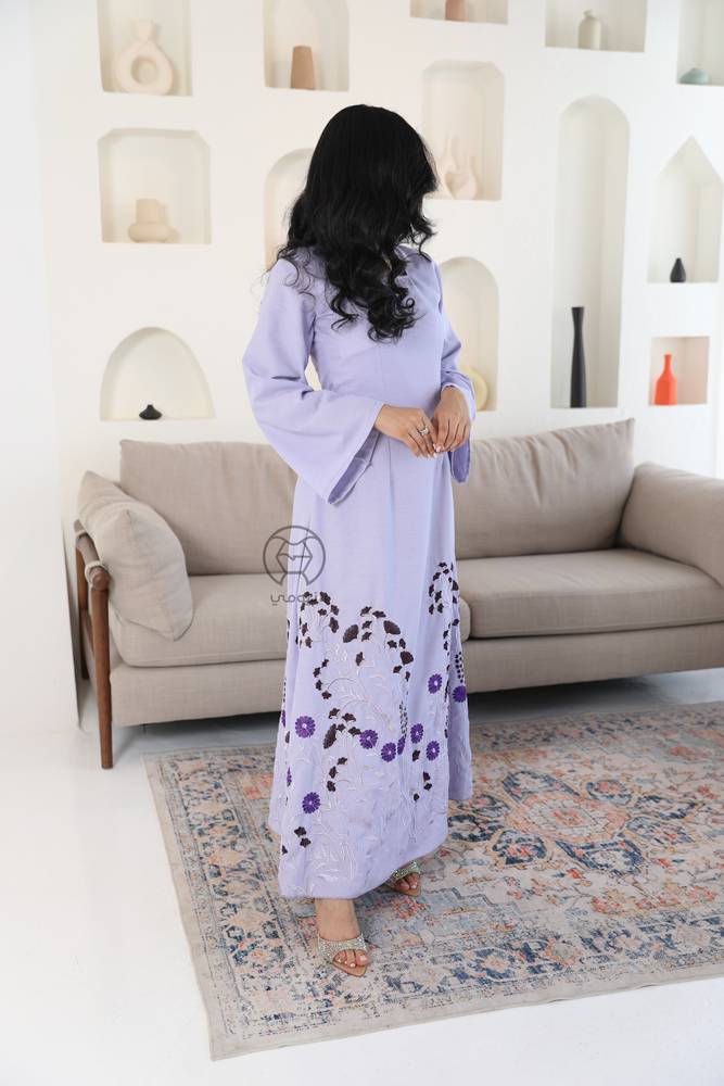 فستان موف مطّرز