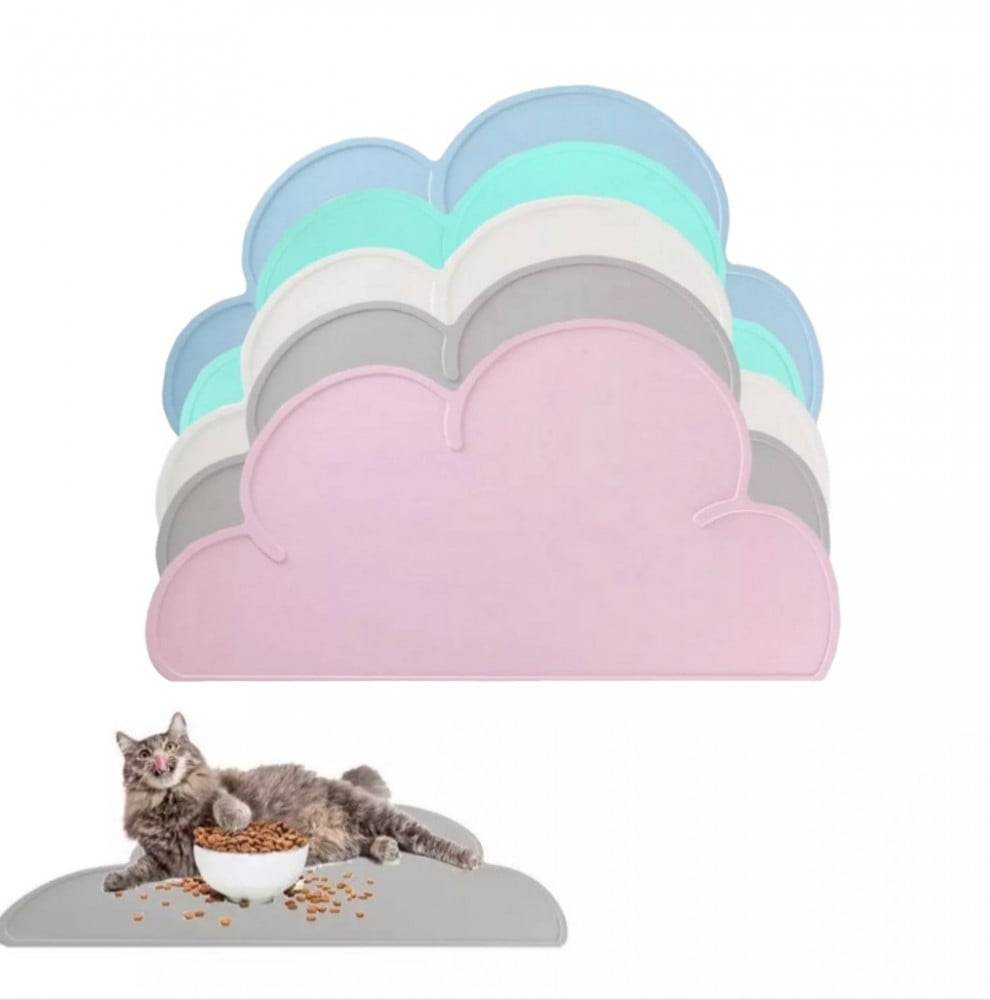 Cloud-shaped plastic mat to protect the floor - mat for cats and small animals