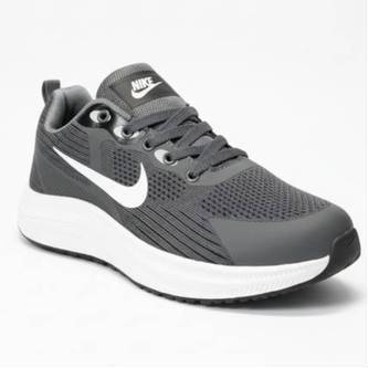 حذاء رجالي رياضي كاجوال من Nike باللون الرمادي