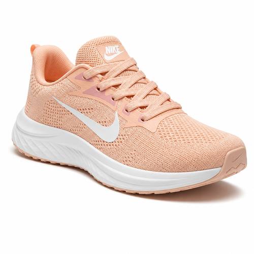 حذاء نسائي رياضي للجري من Nike باللون الوردي