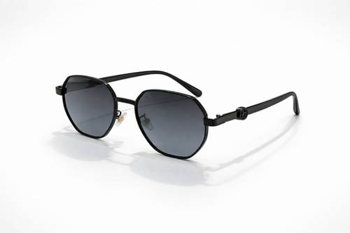 Gucci Black Geometric Sunglasses