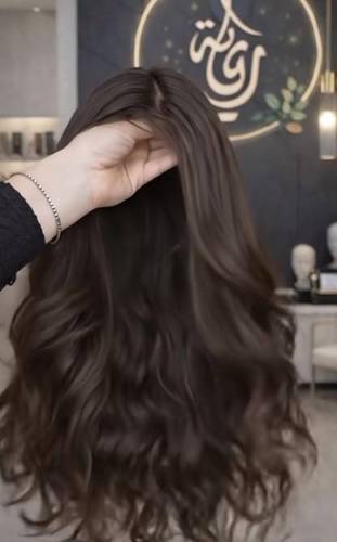 باروكة شعر طبيعي ١٨ انش لون بني ويفي كثافه ١٨٠% 