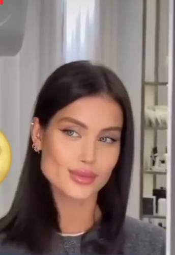 باوركة شعر طبيعى طول 14انش  لون اسود طبيعي جذور اماميه فروة دانتيل كثافه متوسطه 