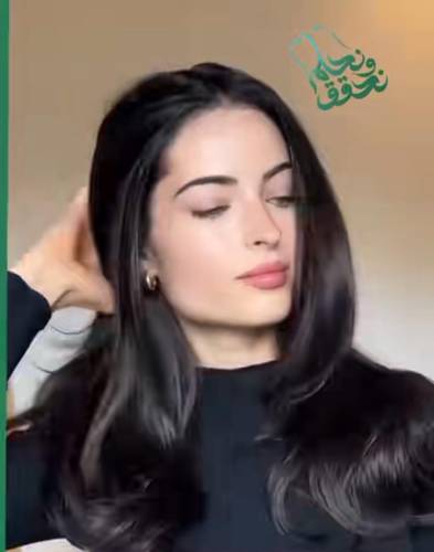 باروكة شعر طبيعى طول 18 انش لون أسود طبيعى كثافه 180% جذور امامية فروة دانتيل