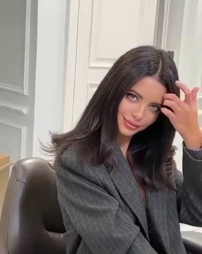 باروكة شعر طبيعي طول 16 انش لون اسود طبيعى كثافه 180 % جذور اماميه