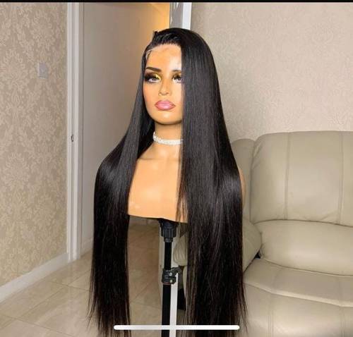 28انش كثافة 180 جذور امامية فروه دانتيل سويسري لون اسود طبيعي