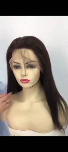 باروكة شعر طبيعي طول ١٦ انش  لون اسود طبيعي  كثافه متوسطه  فروة دانتيل  قياس ميديم  تتفرق من الأذن للاذن بمفرق متحرك يمين ويسار تتحكمي فيه مثل ما تبي