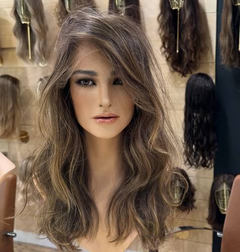 باروكه شعر طبيعي طول 16 انش لون اشقر مخصل كثافة متوسطة جذور اماميه فروة دانتيل